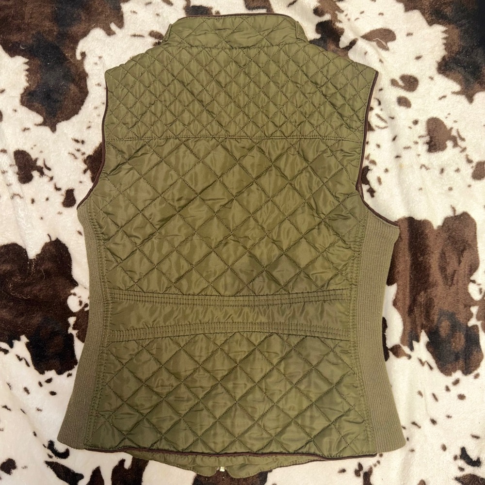 Love Tree Quilted Vest Women Small Olive Green Ribbed Trim Equestrian Gorpcore - Picture 4 of 4